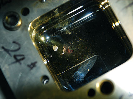 <a href='http://m.mwqsc.cn/product/3.htm' class='text_a'>模具激光焊機</a>修復鏡面模具效果